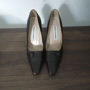 Manolo Blahnik Square Toe Button Pump